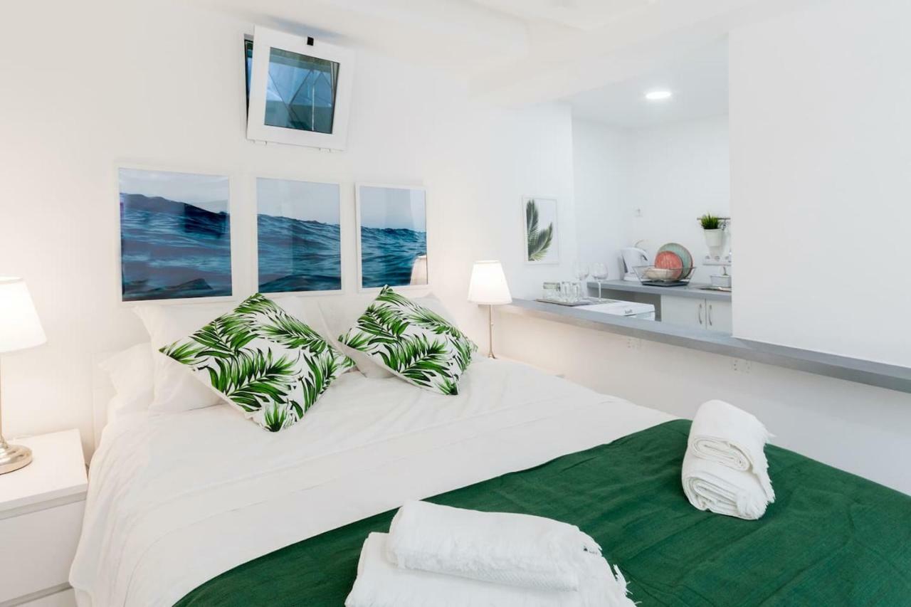 Cascais Center Minihouse For 2 - 3Min From The Sea Apartment Exterior photo