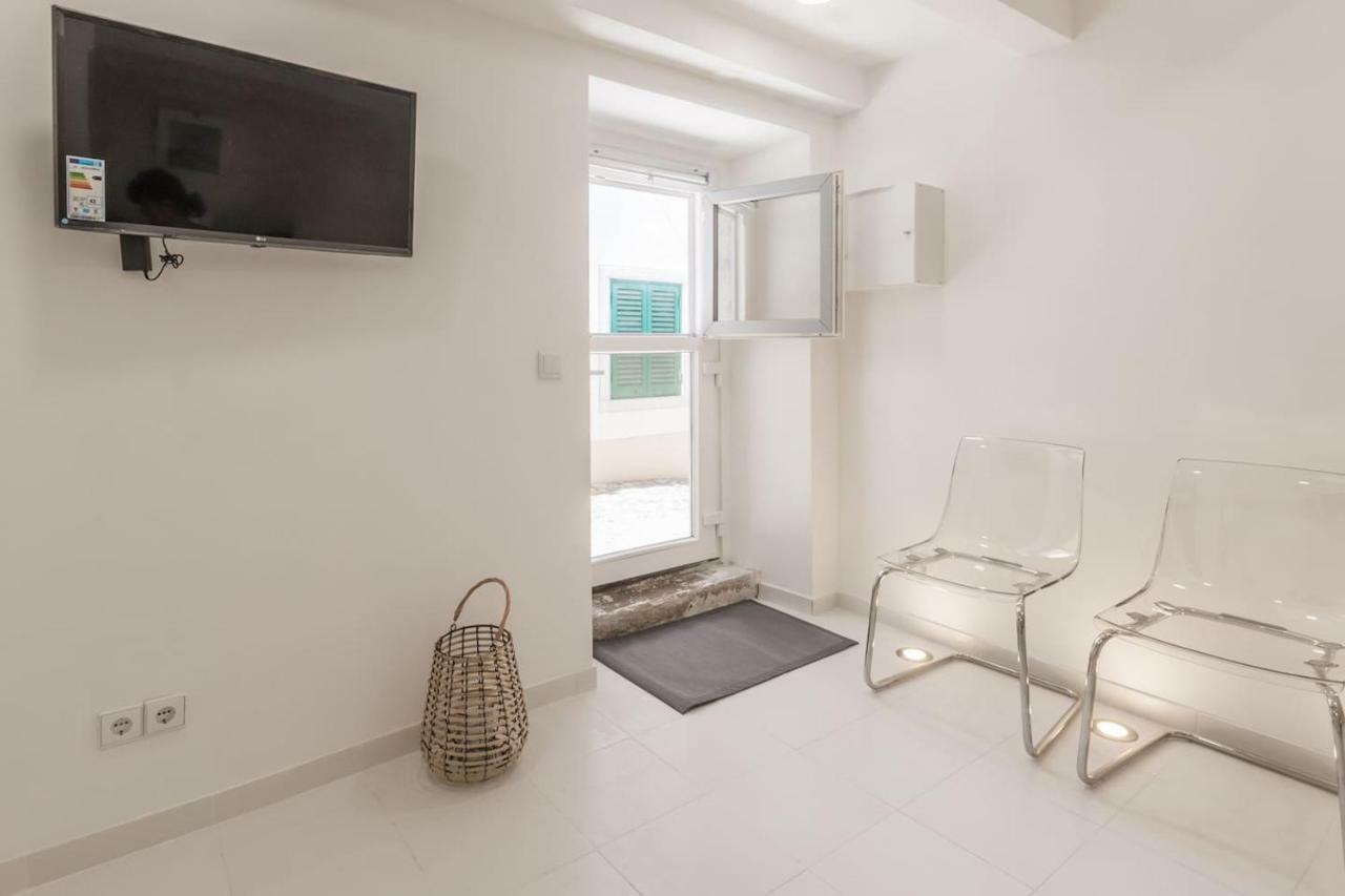 Cascais Center Minihouse For 2 - 3Min From The Sea Apartment Exterior photo
